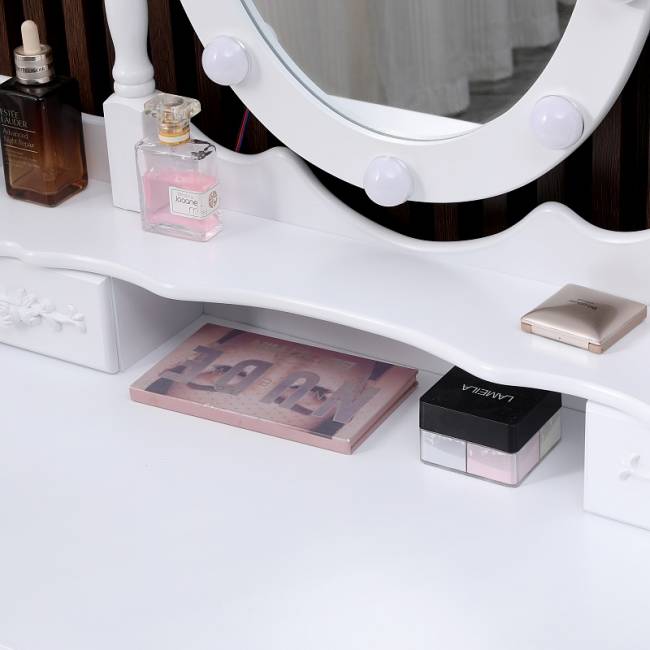 Туалетный столик CZ15