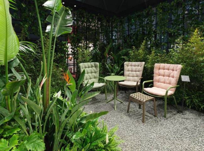 Стол пластиковый обеденный Spritz + Spritz Mini агава Ø605х400-765 мм