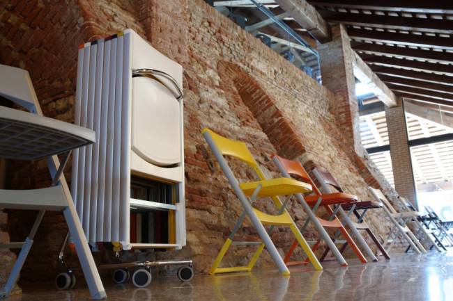 Стул пластиковый складной Compact желтый 435х470х775 мм