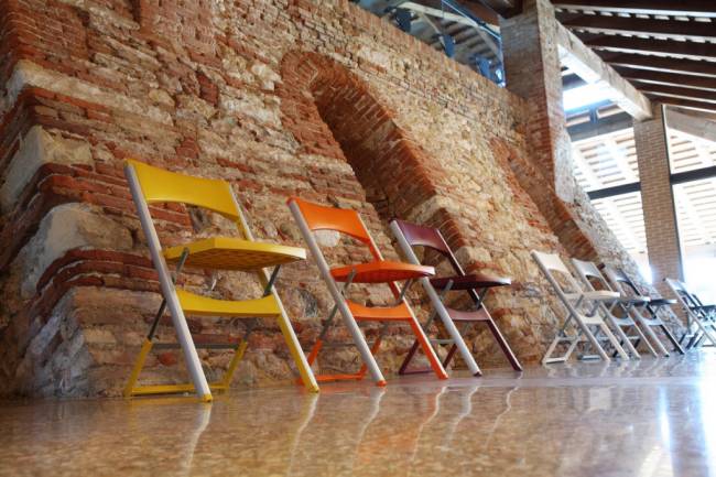 Стул пластиковый складной Compact красный 435х470х775 мм