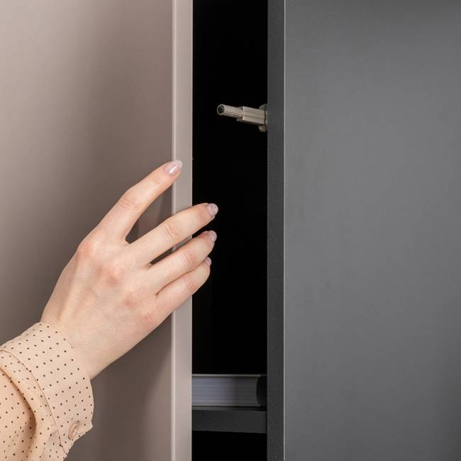 Шкаф Сидней 13.200 цвет антрацит/МДФ веллюто капучино