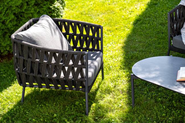 "Диего" лаунж-зона 4-местная плетеная из роупа (веревки), каркас алюминиевый темно-серый, роуп темно-серый "Диего" лаунж-зона 4-местная плетеная из роупа (веревки), каркас алюминиевый темно-серый, роуп темно-серый