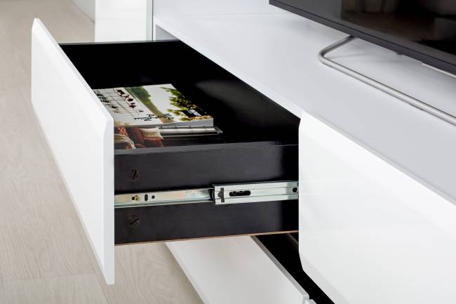 Тумба под ТВ Сидней 13.63 цвет белый/чёрный/МДФ белый глянец Тумба под ТВ Сидней 13.63 цвет белый/чёрный/МДФ белый глянец